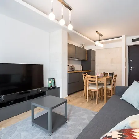 בוקרשט Arrivederci - Elegant 1Br In Belvedere Residence מראה חיצוני תמונה